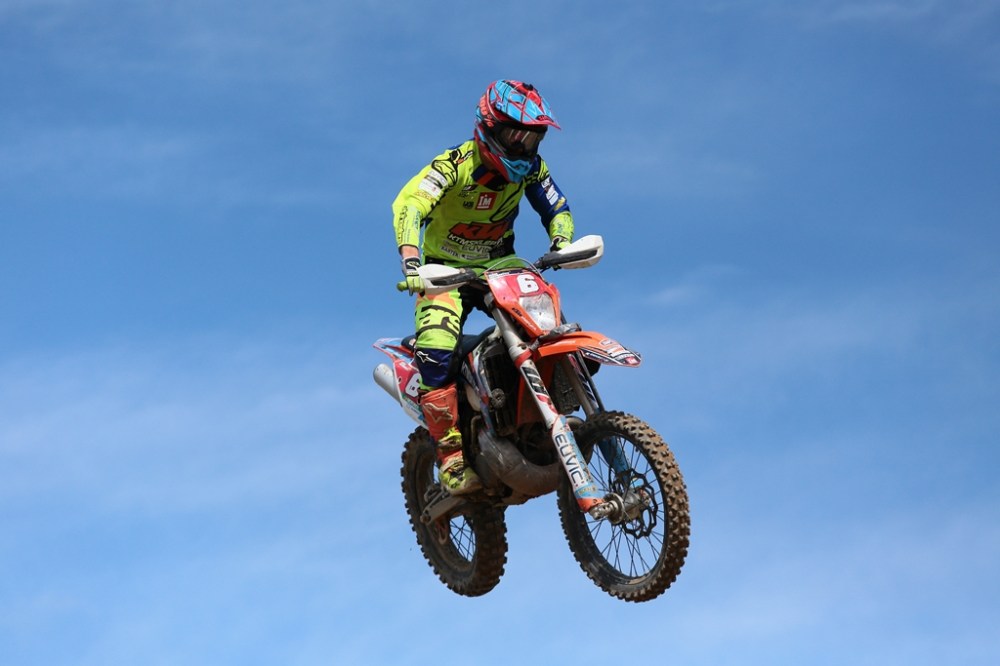 oskar-kaczmarczyk-fot-krzysztof-hipsz-xcross-team-ktmsklep (4)