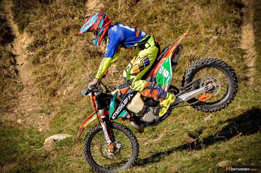 oskar-kaczmarczyk-trening-sesja-foto-ktm-250-exc-tpi-2018-team-ktmsklep.pl-foto-www-hioktanowy.com (19)