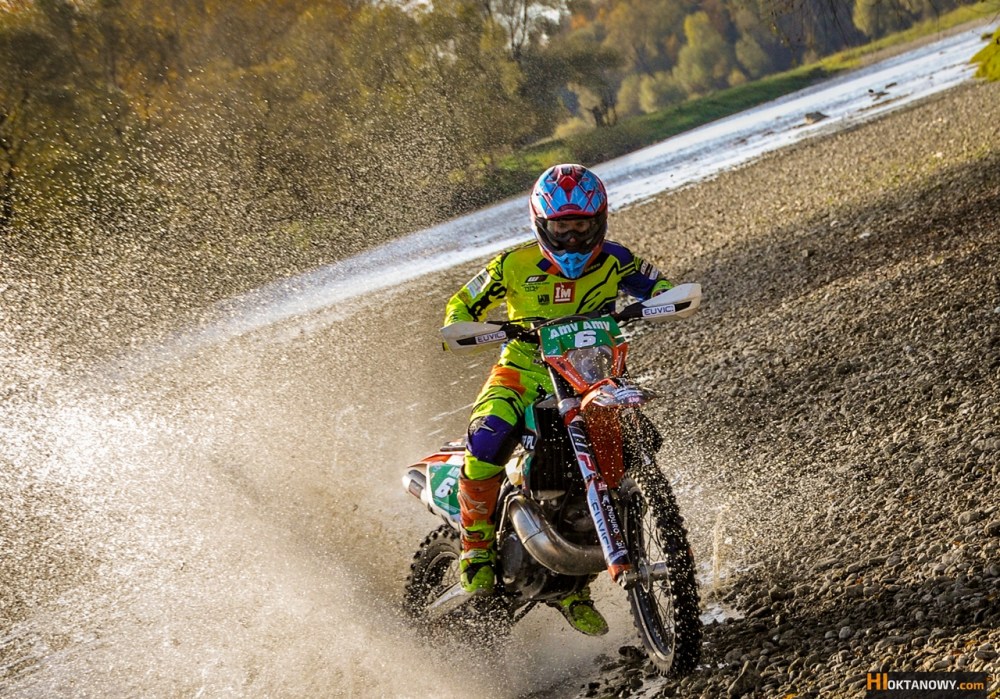 oskar-kaczmarczyk-trening-sesja-foto-ktm-250-exc-tpi-2018-team-ktmsklep.pl-foto-www-hioktanowy.com (42)
