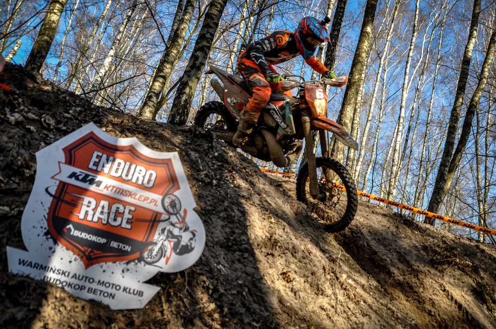 oskar-kaczmarczyk-na-ktmsklep.pl-enduro-race-fot-hioktanowy.com (4)
