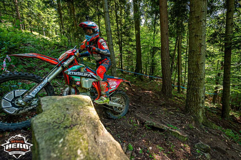 beskid-hero-foto-jacek-slonik (2).jpg