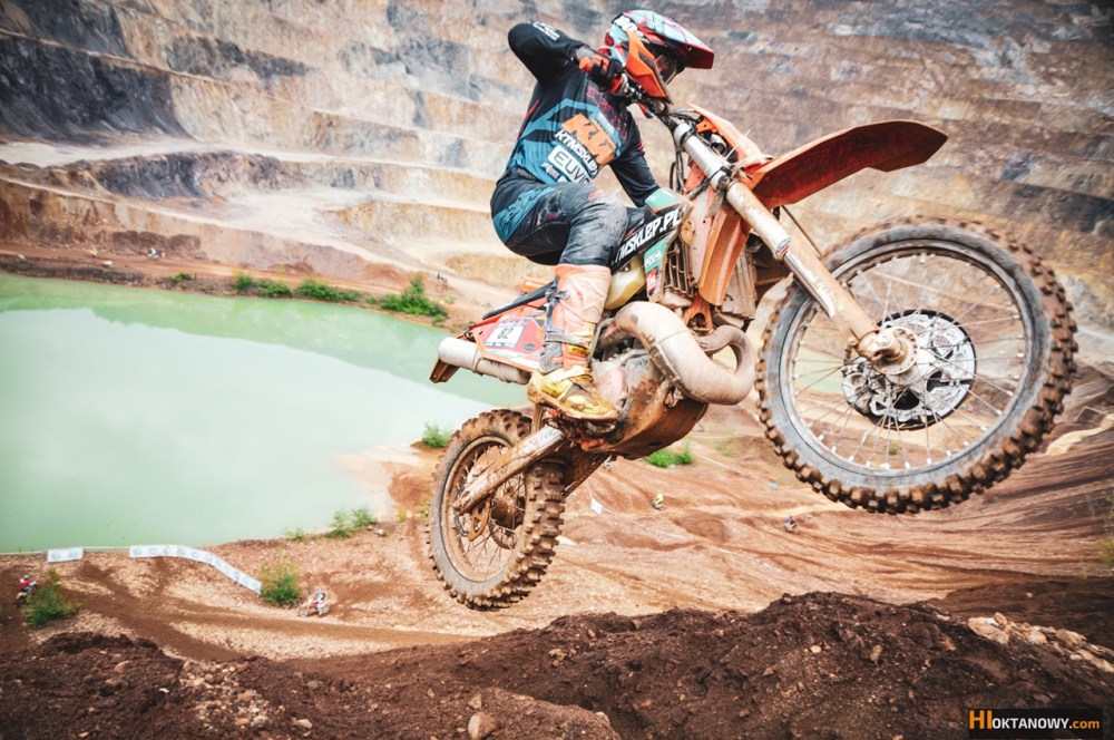 oskar-kaczmarczyk-erzberg-rodeo-red-bull-hare-scramble-2019-hard-enduro- (74)