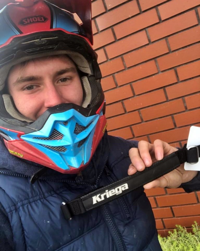 75285859_2805477532819893_2470230799408955392_n